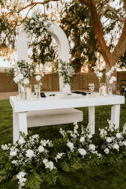 Floral design by Lily Luxe Floral