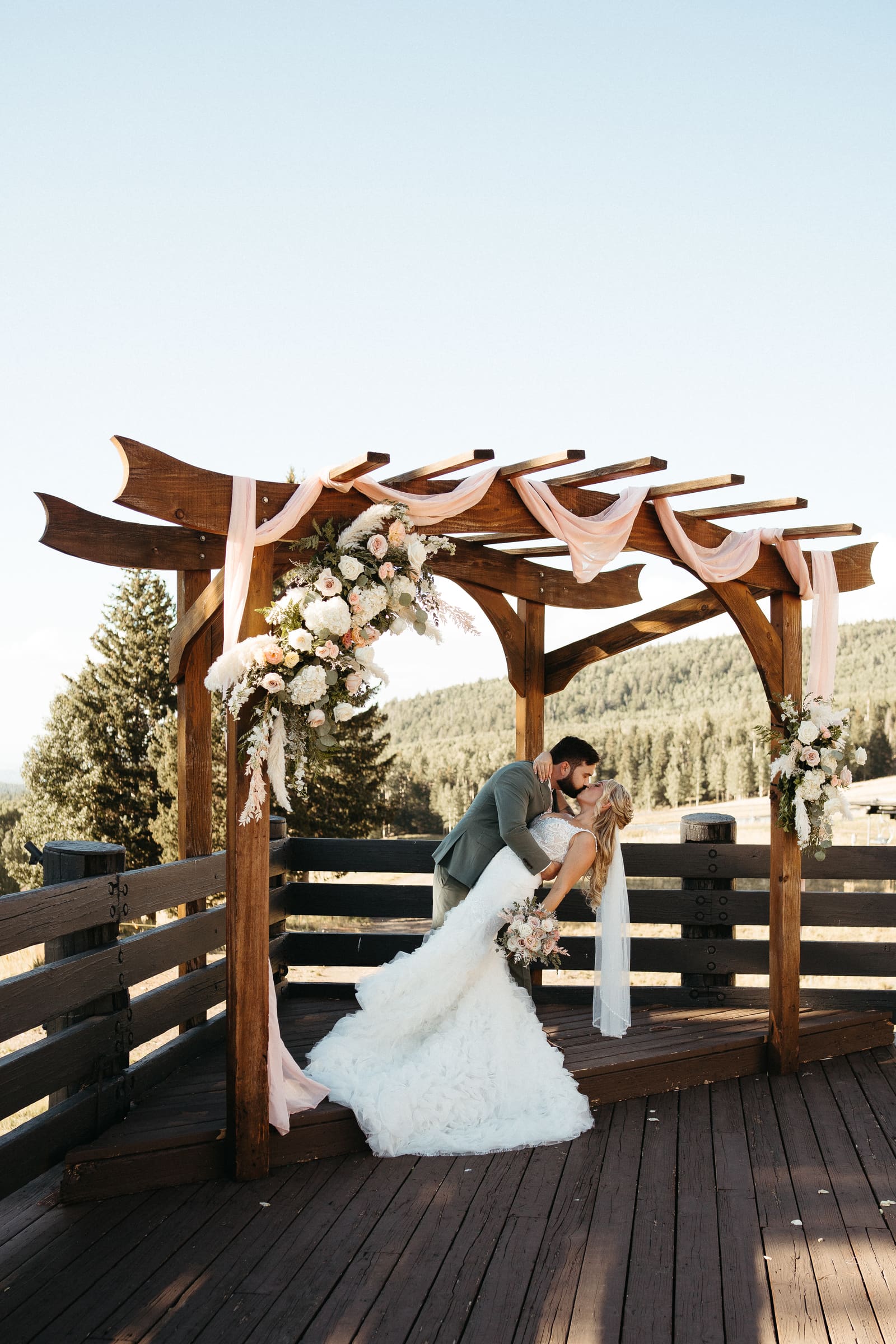 Floral design by Lily Luxe Floral